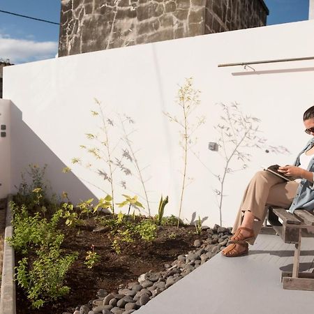 Azorean Stones House Ap B, Vila Do Porto, Acores Appartamento Esterno foto